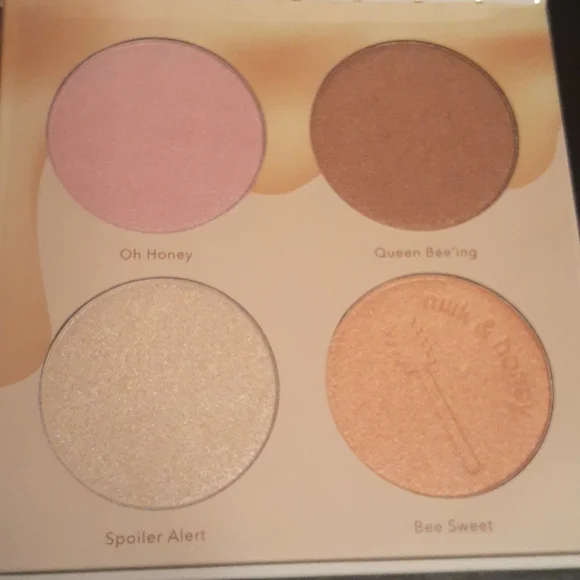 Milk & Honey Highlighter Palette - Picture 2 of 2
